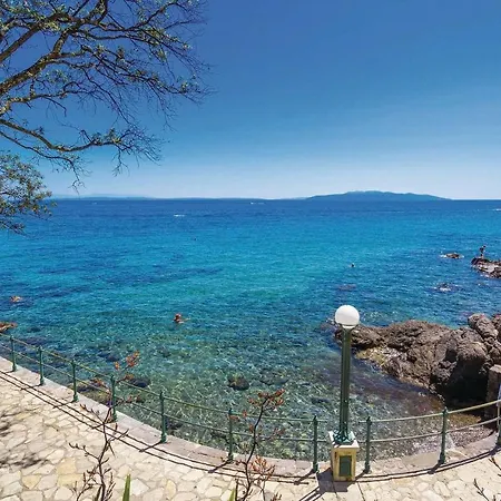 Lägenhet Awesome Apartment In Rijeka With 3 Bedrooms And Wifi *